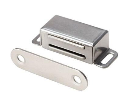 Magnet za vrata metalni